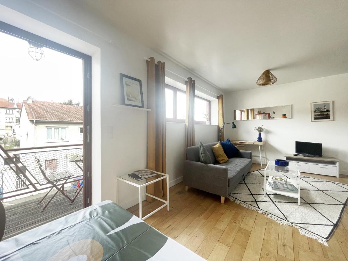 Le Balcon Rouge Apartment Noisy-le-Sec Exterior photo